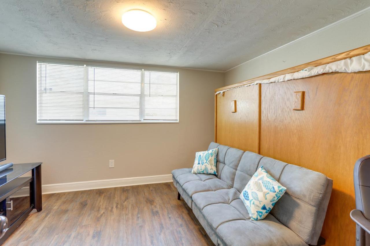 Pet-Friendly Gulfport Home Less Than 2 Mi To Beach St. Petersburg Eksteriør bilde